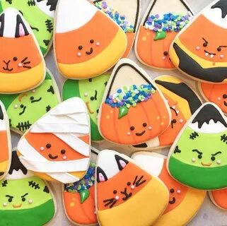 Halloween cookies are SO much fun! Design by the ridiculousl