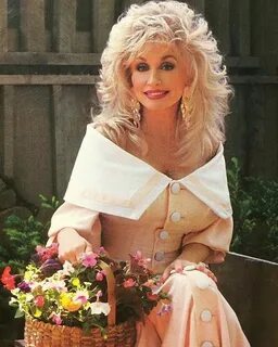Pin by Mike Taylor on Dolly Parton Dolly parton wigs, Dolly 