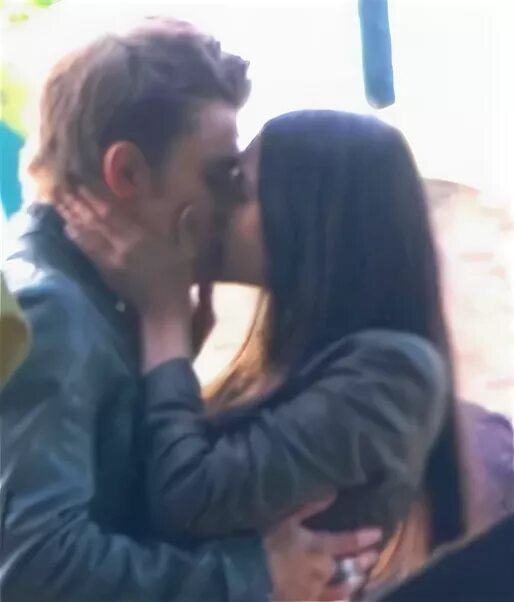 Kiss - Stefan & Elena Photo (21413827) - Fanpop