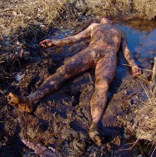 File:Male Nude in the mud.jpg - Wikimedia Commons
