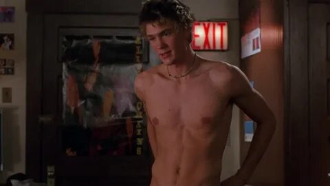 Shirtless Men On The Blog: Chad Michael Murray Shirtless