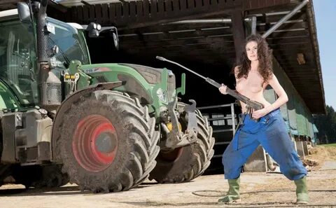 Naked women on farm 🌈 Naked farm babes pose with 'desirable'