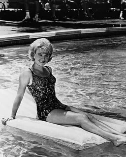 heck yeah doris day Classic hollywood, Old hollywood, Hollyw