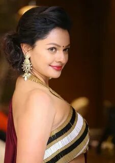 Pooja Kumar Hot Images Movies MMS Full HD Pictures