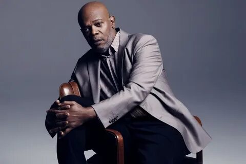 aon: Agen Poker - Biography Samuel L. Jackson