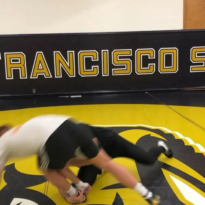 Apex Wrestling Academy в Instagram: "Two on one whip to a low single ....