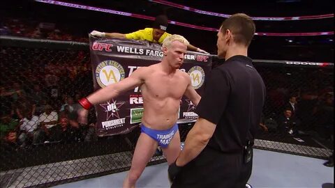 16 Bizarre Moments in UFC History UFC