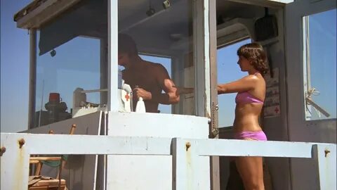 Kathleen Quinlan, Louise Golding - Lifeguard (1976) HD 1080p.