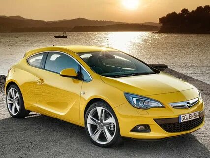 2013 Opel Astra GTC J Рестайлинг, жёлтый - вид 3.
