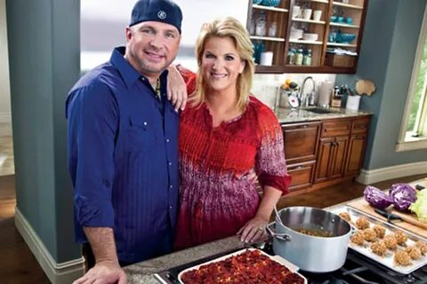 Garth Brooks, Trisha Yearwood: Couple Cook Together on 'Tris