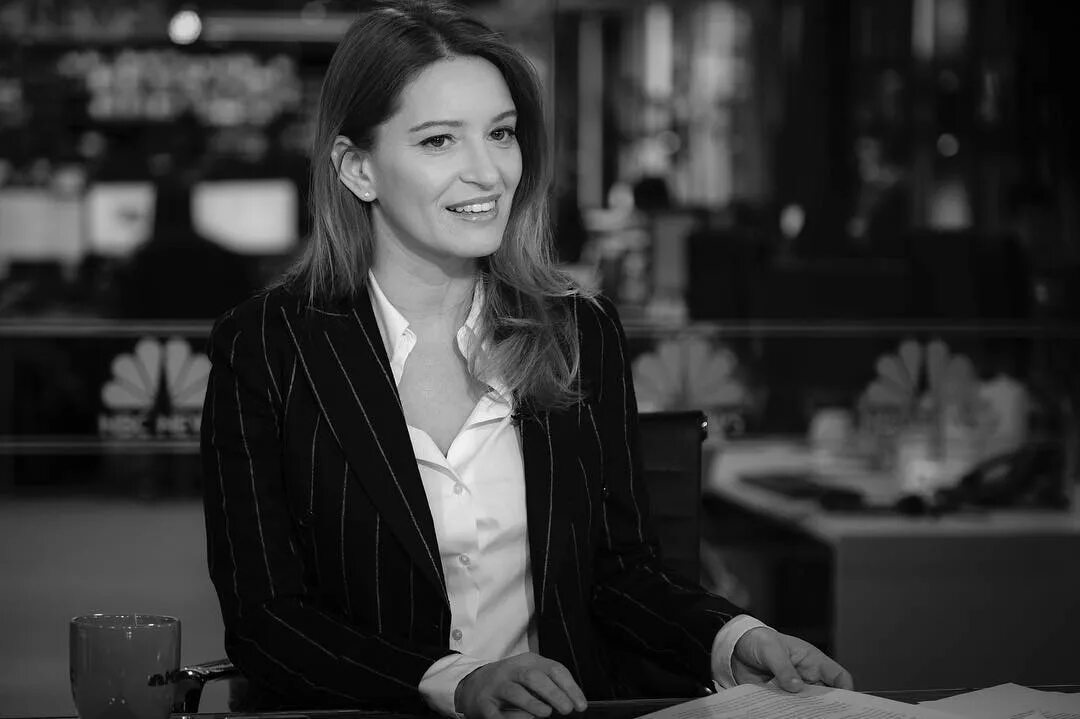 Instagram'da MSNBC Live with Katy Tur: "Katy’s back in the anchor...