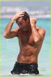 Jude Law: Italy with Sienna Miller and the Kids!: Photo 2467