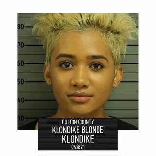 Klondike - Klondike Blonde. Слушать онлайн на Яндекс.Музыке