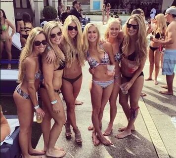 Kelly Stafford's Social Media Game Is Back Making Headlines 