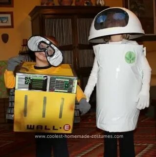 Coolest Homemade WALL-e and EVE Costumes Original halloween 