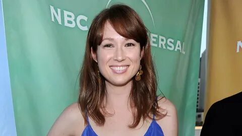 Ellie Kemper / Ellie Kemper Good Genes Or Good Docs / Elizab