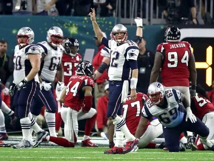 Tom Brady of the New England Patriots calls for a two-point 