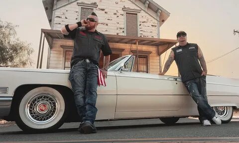 Exclusive: Moonshine Bandits Premiere 'Elvis' Video