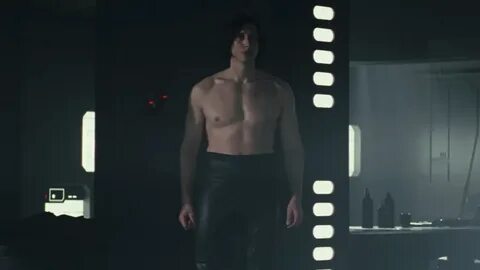 Star Wars: Rise of Skywalker Explores Kylo's Nakedness With 