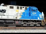 NS 4001 DC to AC Conversion On UP Tracks in Fort Worth - You