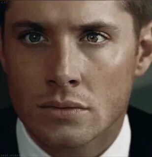 He's too damned beautiful. 😍 Dean winchester, Jensen ackles