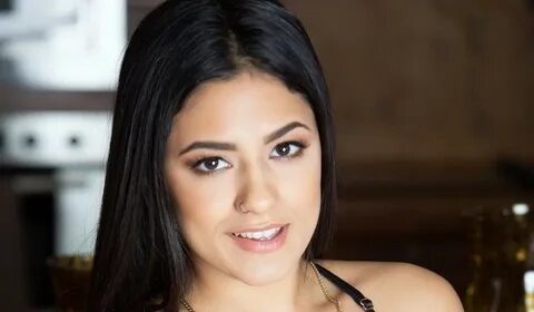 Serena Santos - Facts, Bio, Career, Net Worth AidWiki