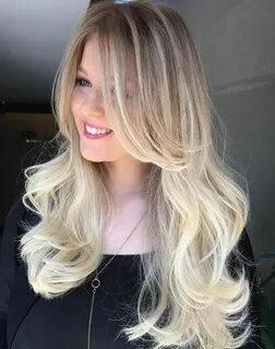 25 Long Hairstyle Ideas with Blonde Model That Inspiring in 