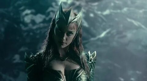 Justice League (2017) - Amber Heard as Mera - IMDb