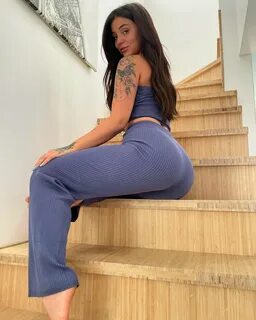 Noemie Dufresne Instagram - @noemie.dufresne Noemie Dufresne TikTok - @noem...