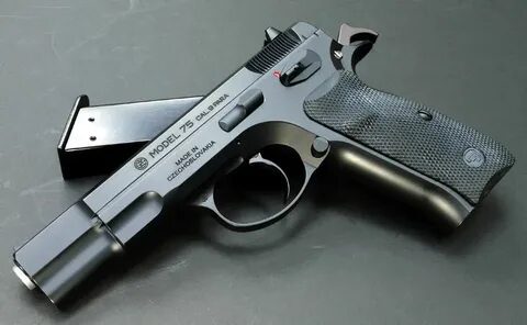 Базовая модель пистолета CZ 75, ёмкость магазина - 16 патрон