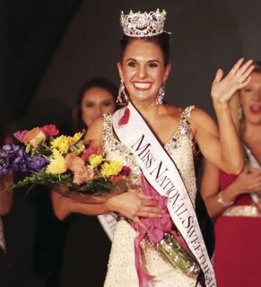 MissNews - Cabaniss wins National Sweetheart Pageant