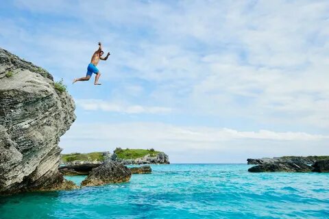 Cliff Dive Off Clarence Cove URugby College Rugby and High S