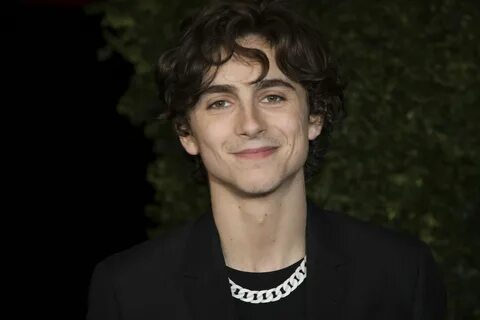 February 09: Charles Finch Pre-BAFTA Party - 007 - Timothée 