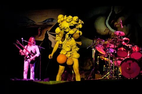 Genesis Band Il 6 e 7 marzo del 1975 circa 20 mila fortunati