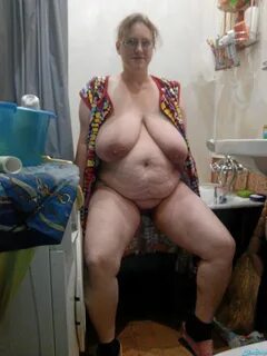 Saggy floppy titted chubby grandma gangbanged