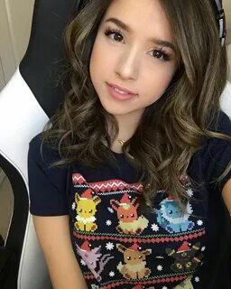 Pokimane thucc