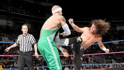 SPORTING VILLA BLOG: WWE: Dolph Ziggler vs. The Spirit Squad