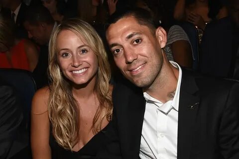 Pictures of Clint Dempsey's girlfriend - FootyBlog.net