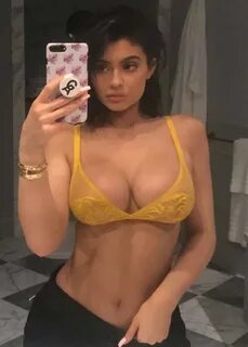 Kylie Jenner Sexy Nude Leaked Photos, Videos & Bio! - All So