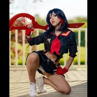 Bellas Cosplay on Twitter. 