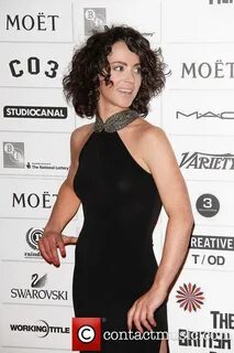 Picture of Amy Manson