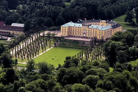 Frederiksberg Slot, tidligere kongeslot i København. Denmark