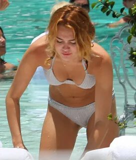 Miley Cyrus - More Free Pictures 1