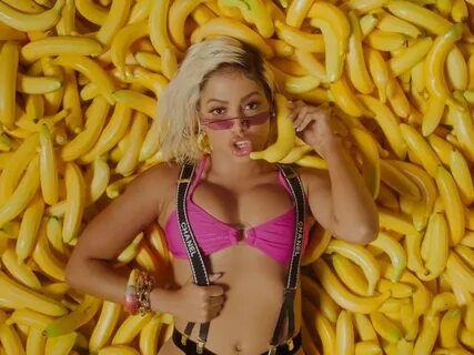 Anitta feat. Becky G: Banana (2019)