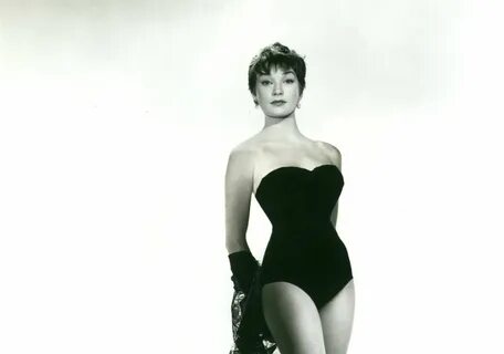 Shirley maclaine sexy 💖 Shirley MacLaine Personal Profile Ho