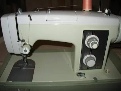 Green Sears Kenmore 158.17511 (Model 1751) Sewing Machine - 