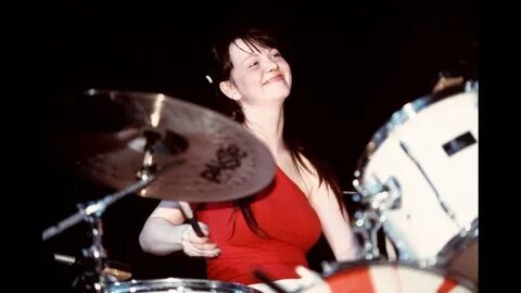 Meg White being cute for 3 minutes straight - YouTube