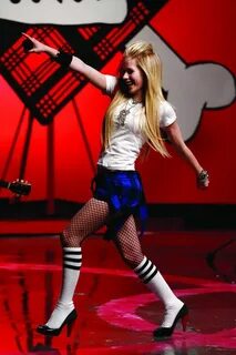 Avril Lavigne wearing her girlfriend song stage outfit and p