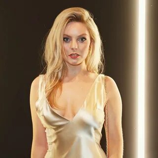 Nell hudson sexy 💖 49 Nell Hudson Hot Pictures Will Blow You