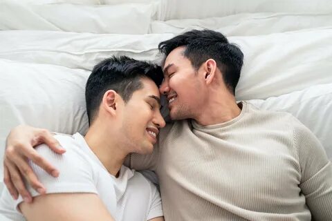 Asian gay love surprise
